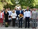 [FOTO] Uczniowie naszego powiatu przywitali wakacje. Uroczyste akademie zakończyły rok szkolny