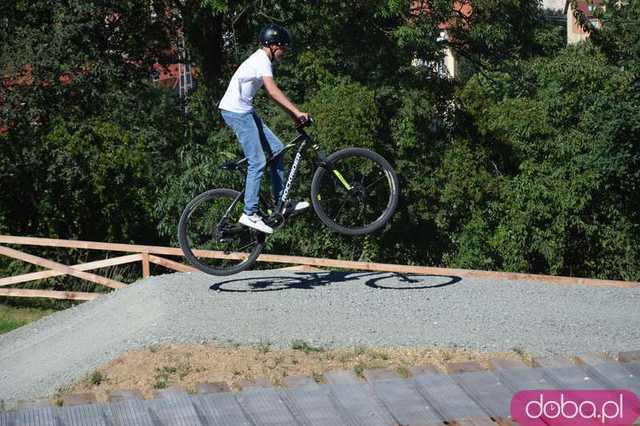 [FOTO] Z przytupem otwarto Rowerowy Park Umiejętności