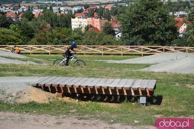[FOTO] Z przytupem otwarto Rowerowy Park Umiejętności