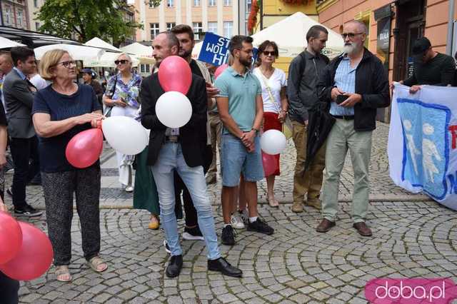 [FOTO, VIDEO] Zakaz pedałowania, nakaz normalności. 
