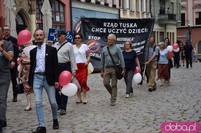 [FOTO, VIDEO] Zakaz pedałowania, nakaz normalności. 