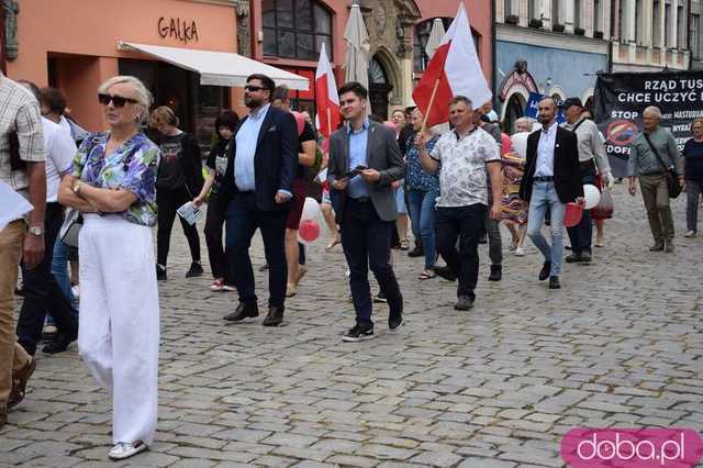 [FOTO, VIDEO] Zakaz pedałowania, nakaz normalności. 