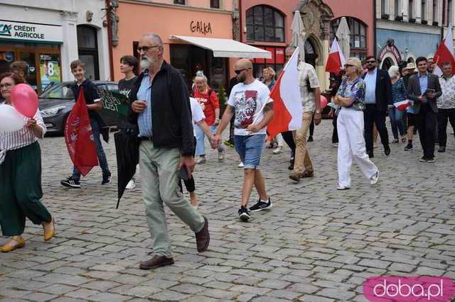 [FOTO, VIDEO] Zakaz pedałowania, nakaz normalności. 