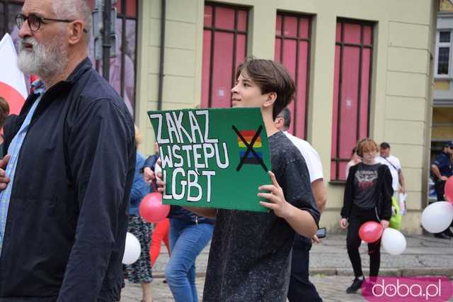 [FOTO, VIDEO] Zakaz pedałowania, nakaz normalności. 