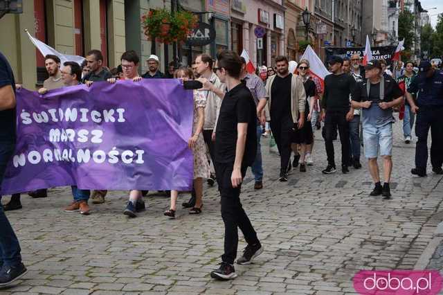 [FOTO, VIDEO] Zakaz pedałowania, nakaz normalności. 