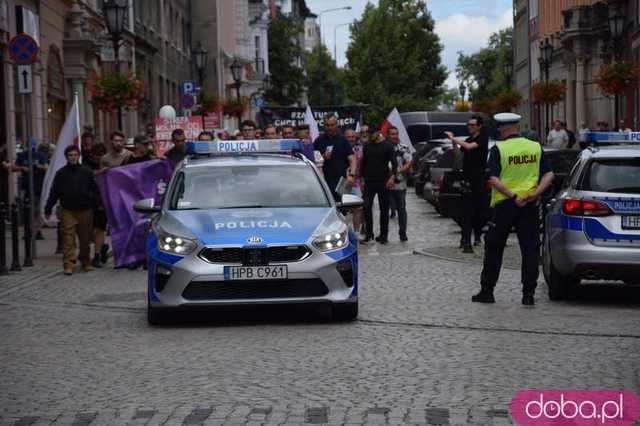 [FOTO, VIDEO] Zakaz pedałowania, nakaz normalności. 