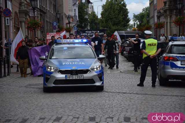 [FOTO, VIDEO] Zakaz pedałowania, nakaz normalności. 