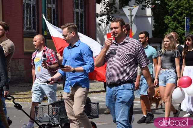 [FOTO, VIDEO] Zakaz pedałowania, nakaz normalności. 