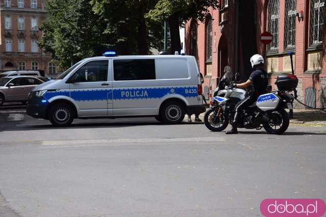 [FOTO, VIDEO] Zakaz pedałowania, nakaz normalności. 