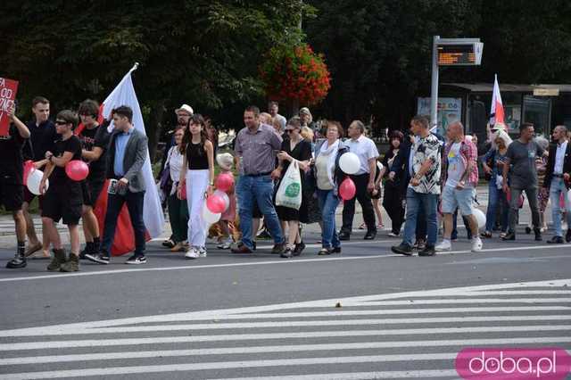 [FOTO, VIDEO] Zakaz pedałowania, nakaz normalności. 