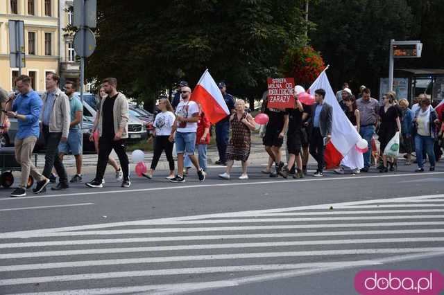 [FOTO, VIDEO] Zakaz pedałowania, nakaz normalności. 