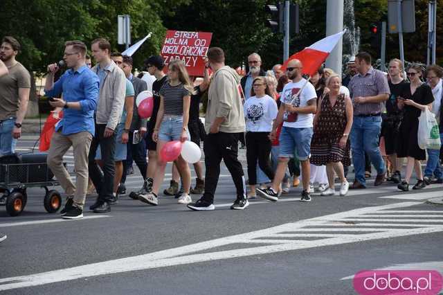 [FOTO, VIDEO] Zakaz pedałowania, nakaz normalności. 