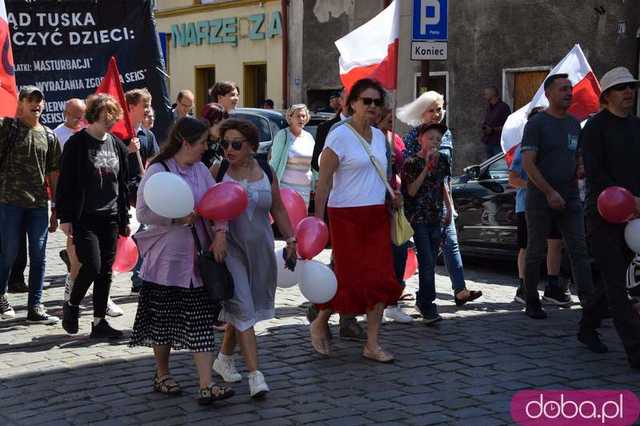 [FOTO, VIDEO] Zakaz pedałowania, nakaz normalności. 