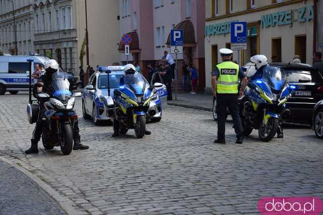 [FOTO, VIDEO] Zakaz pedałowania, nakaz normalności. 