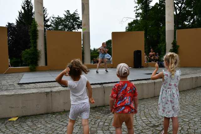 [FOTO] Powitanie lata z najmłodszymi członkami klubu Dance Fam