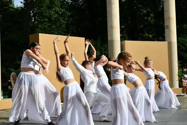 [FOTO] Powitanie lata z najmłodszymi członkami klubu Dance Fam