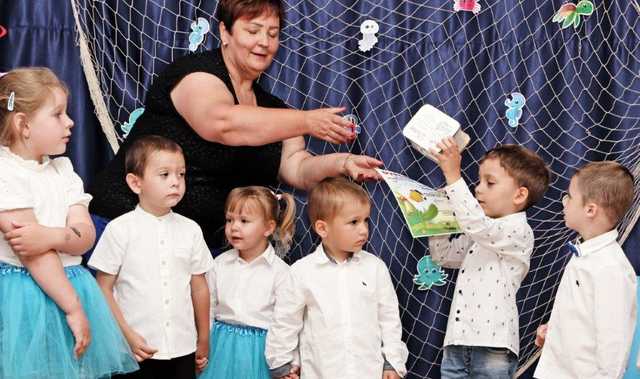 [FOTO] Pożegnanie roku przedszkolnego i starszaków w Roztoce