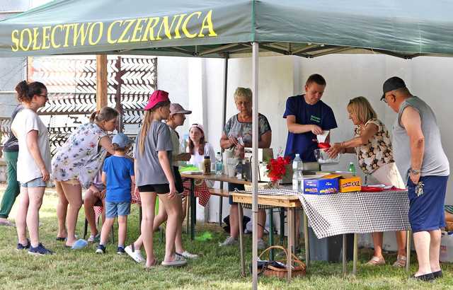 [FOTO] Moc atrakcji na kolejnym festynie z cyklu Lato z GOKSiR-em w Czernicy