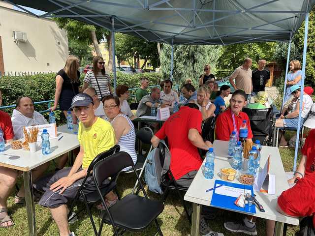 [FOTO] Quiz muzyczny z integracją w tle. Jaka to melodia w ŚDS Świdnica