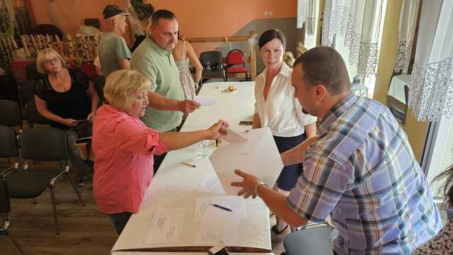 [FOTO] Mieszkańcy Modlęcina, Godzieszówka i Żółkiewki wybrali sołtysów