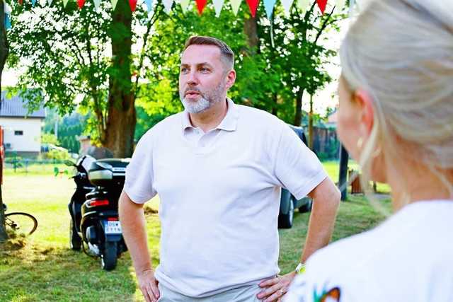 [FOTO] Biegają, aby przegonić raka. Wystartowali z Wierzbnej, skończą w Zduńskiej Woli 