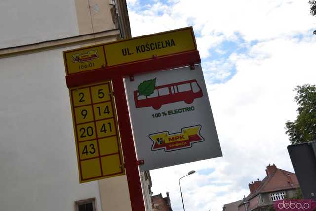 [FOTO] Start rewolucyjnych zmian w komunikacji miejskiej. Zobaczcie autobusy na nowych trasach i przystankach!