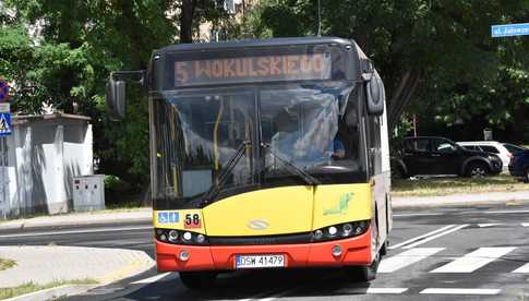 [FOTO] Start rewolucyjnych zmian w komunikacji miejskiej. Zobaczcie autobusy na nowych trasach i przystankach!