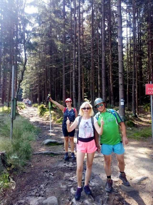 [FOTO] Żarodreptaki wędrowali po Górach Stołowych