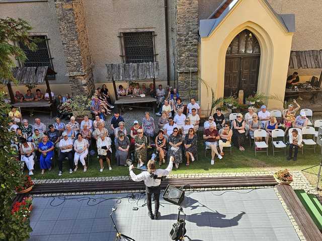 [FOTO] Janusz Cedro zagrał w Strzegomiu