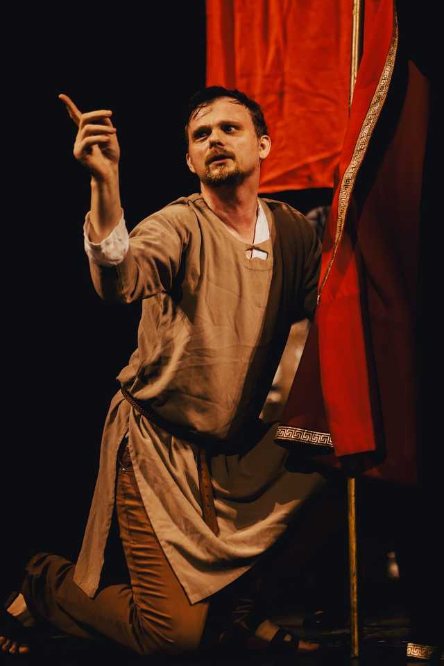 [FOTO] Magiczne przedstawienia pod gołym niebem. Ruszył Festiwal Teatru Otwartego
