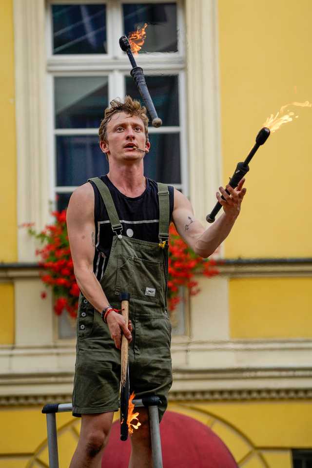[FOTO] Magiczne przedstawienia pod gołym niebem. Ruszył Festiwal Teatru Otwartego