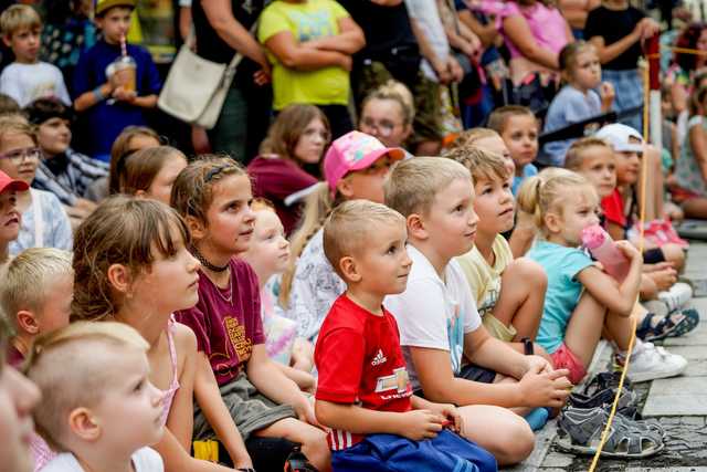 [FOTO] Magiczne przedstawienia pod gołym niebem. Ruszył Festiwal Teatru Otwartego