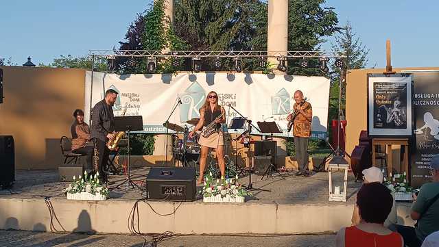 [FOTO] Zespół Only Quintet wystąpił w Świebodzicach