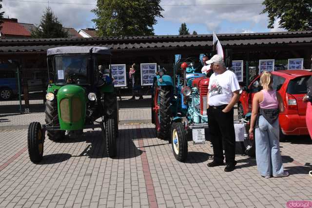 [WIDEO/FOTO] Zabytkowe modele, tuningowe cuda i legendarne klasyki. Miłośnicy motoryzacji spotkali się po raz dziewiąty