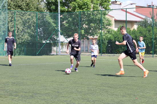 [FOTO/WYNIKI] Rywalizowali w Mini Mundialu. Rozstrzygnięto Piłkarski Turniej Drużyn Podwórkowych w Żarowie