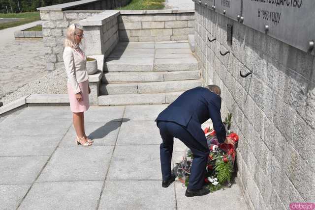 [FOTO] Upamiętnili powstańców warszawskich w Muzeum Gross-Rosen