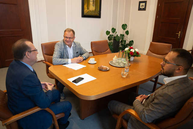 [FOTO] Włodarze Świebodzic spotkali się z wojewodą dolnośląskim