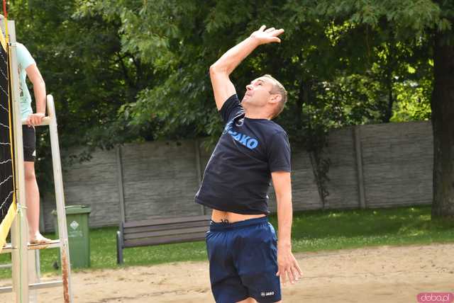 [FOTO] Rywalizowali na piasku w 3. Otwartym Turnieju Siatkówki Plażowej mężczyzn