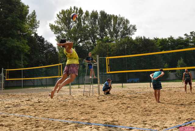 [FOTO] Rywalizowali na piasku w 3. Otwartym Turnieju Siatkówki Plażowej mężczyzn