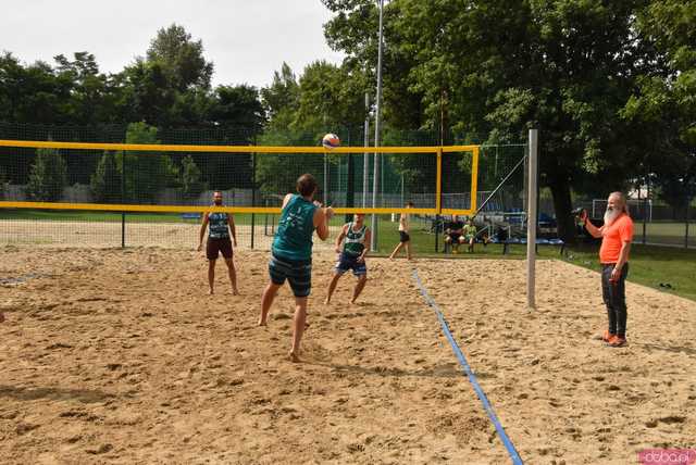 [FOTO] Rywalizowali na piasku w 3. Otwartym Turnieju Siatkówki Plażowej mężczyzn