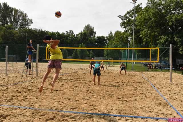 [FOTO] Rywalizowali na piasku w 3. Otwartym Turnieju Siatkówki Plażowej mężczyzn