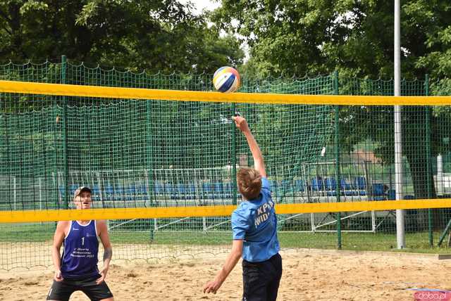 [FOTO] Rywalizowali na piasku w 3. Otwartym Turnieju Siatkówki Plażowej mężczyzn