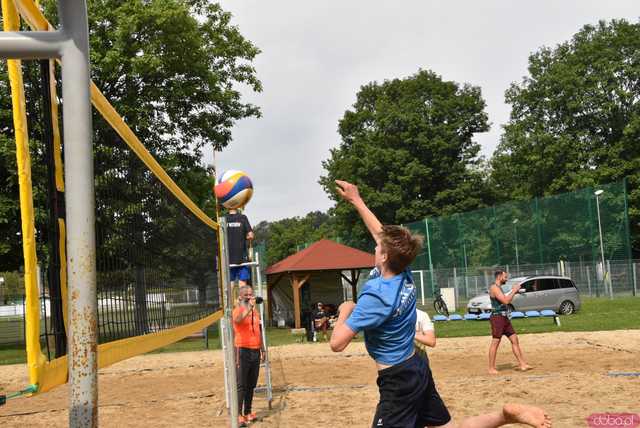 [FOTO] Rywalizowali na piasku w 3. Otwartym Turnieju Siatkówki Plażowej mężczyzn