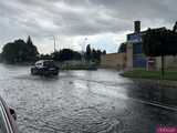 [FOTO/WIDEO] Zalane ulice po intensywnych opadach deszczu