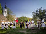 Z Kenii, Kolumbii, Francji, Serbii i Węgier. Poznajcie zespoły, które wystąpią na 32. Międzynarodowym Festiwalu Folkloru!