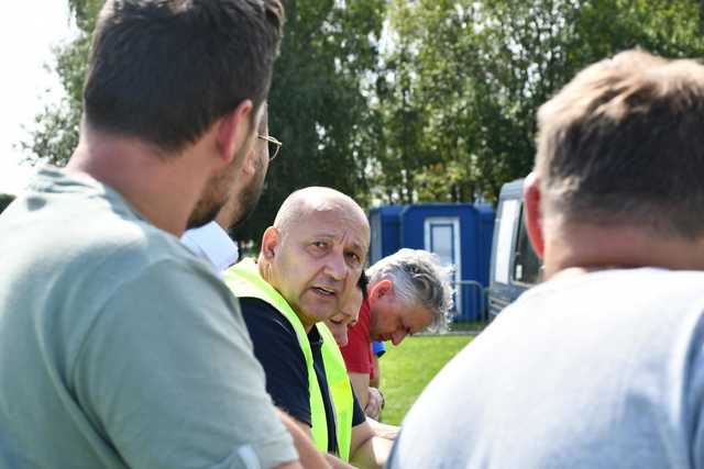 [FOTO] Spłonęły samoloty i szybowce. Milionowe straty po pożarze hangaru