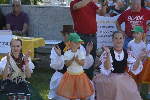[FOTO] Międzynarodowe Śniadanie na trawie