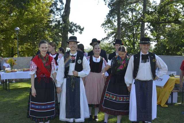 [FOTO] Międzynarodowe Śniadanie na trawie