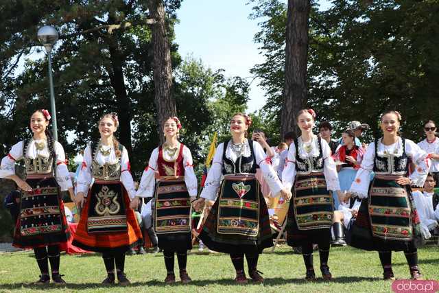 Energia, Taniec i Folklor: Festiwal Folkloru Zaczyna się z Impetem