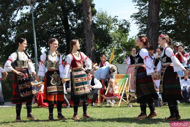 Energia, Taniec i Folklor: Festiwal Folkloru Zaczyna się z Impetem